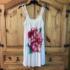 Women MM sleevelesss off white red floral mini dress size L